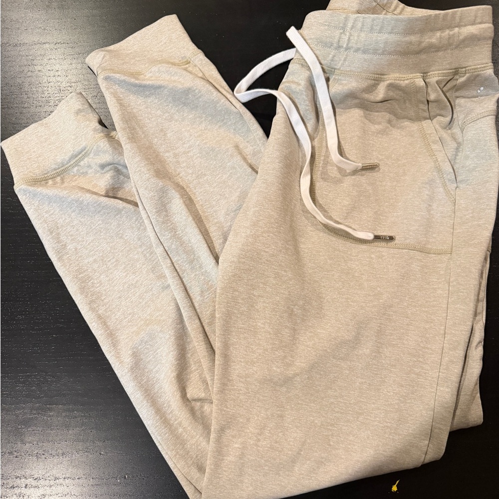 ZYIA Cozy Jogger, size M, light khaki - good condition